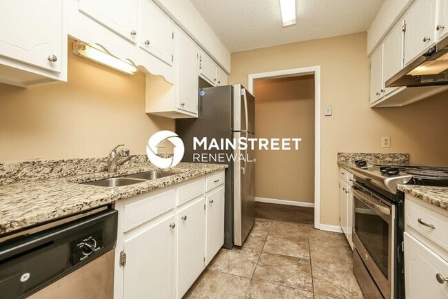 Photo - 3 Bedroom Pet-Friendly Home in Antioch, TN with Main Street Renewal
