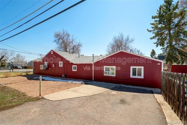 Photo - 6095 Pierce St