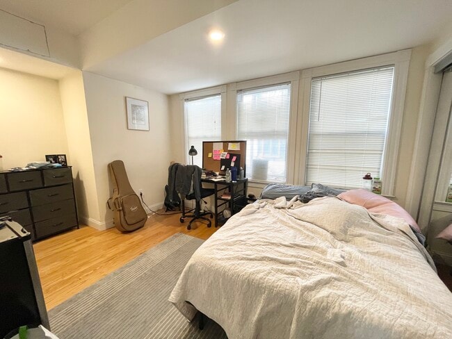 Photo - 275 Dorchester St Unit 1