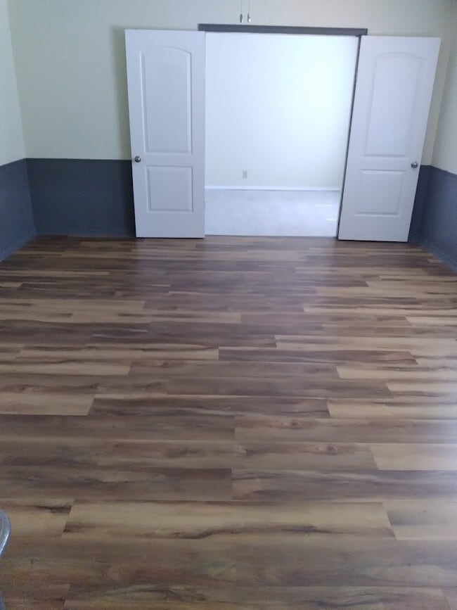 Photo - 100 Meadow Pl