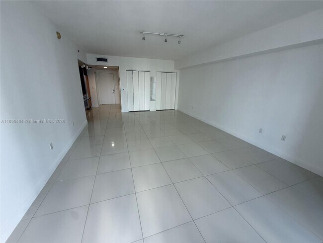 Photo - 475 Brickell Ave Unit 3210