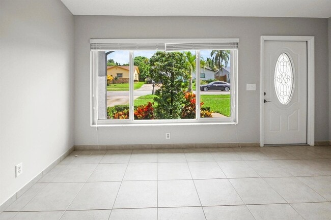 Photo - 22493 SW 56th Ave