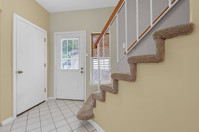 1126 Regency Dr