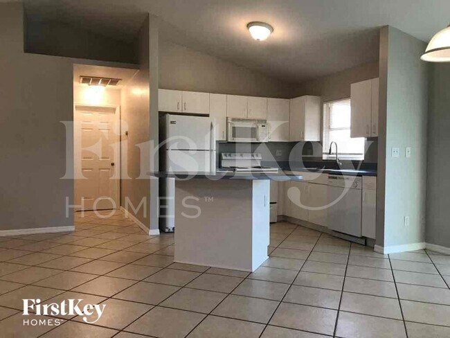 Photo - 4103 10th St SW