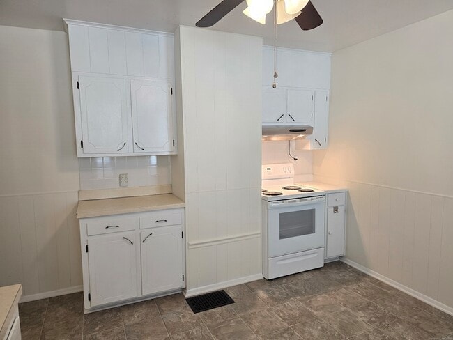 Photo - 21 Oakwood St