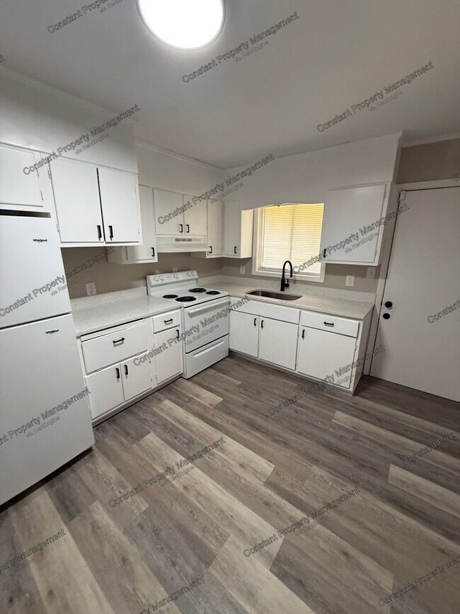 4293 Ayers Rd Unit 4295