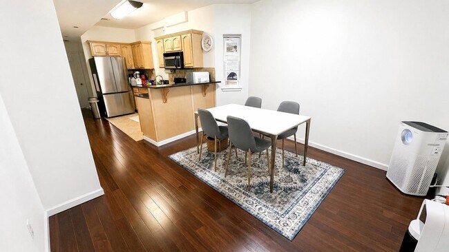 Photo - 395 2nd St Unit 3R (302)