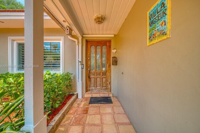 Photo - 1435 Blue Rd