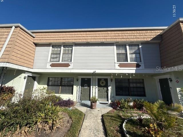 Building Photo - 6090 Village Cir S Unit 6090