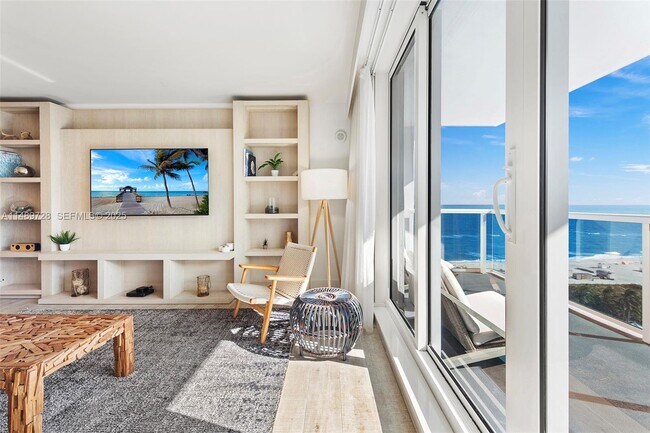 Building Photo - 102 24th St Unit 1412