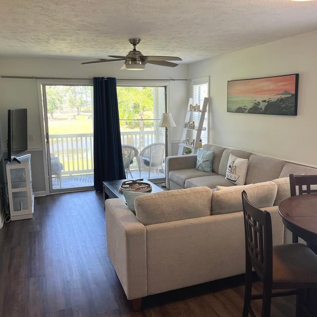 Photo - 537 White River Dr Unidad F17