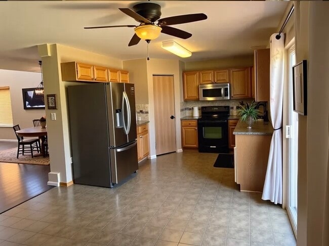 Photo - 2289 Grand Pointe Trail