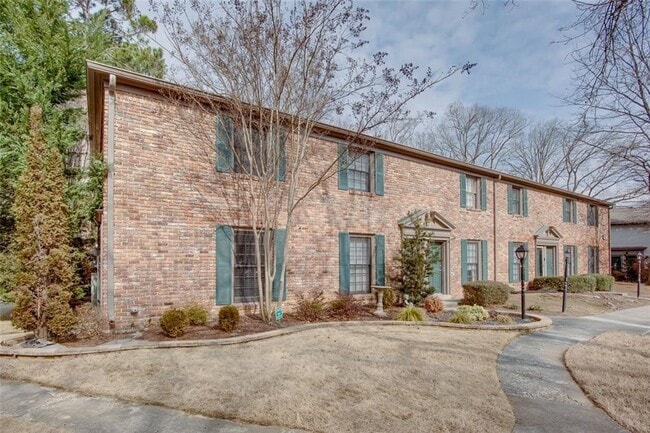 Photo - 3103 Colonial Way Unit A