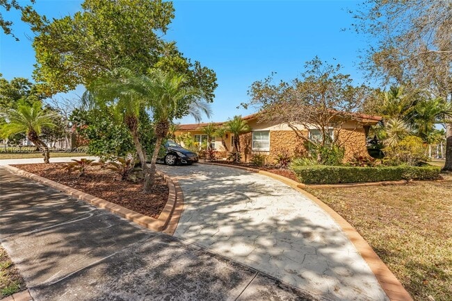 Building Photo - 11201 SW 136th St