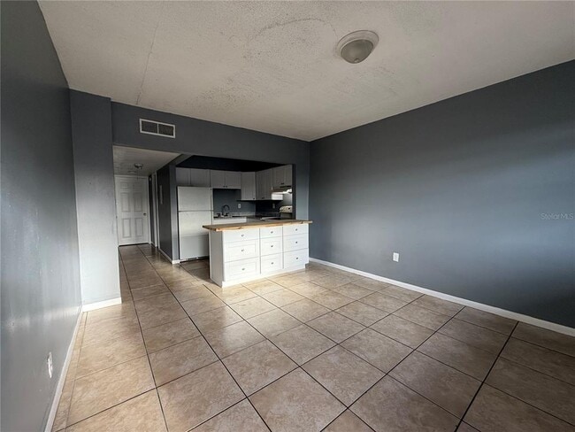 Photo - 8923 N 40th St Unidad 10