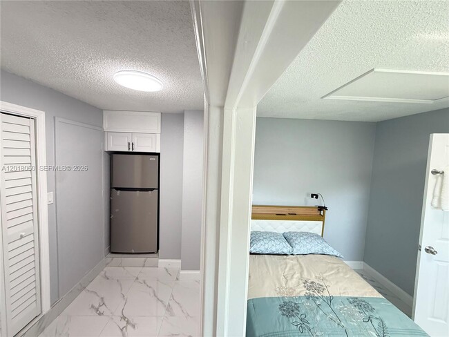 Photo - 5137 NW 28th St Unit 0