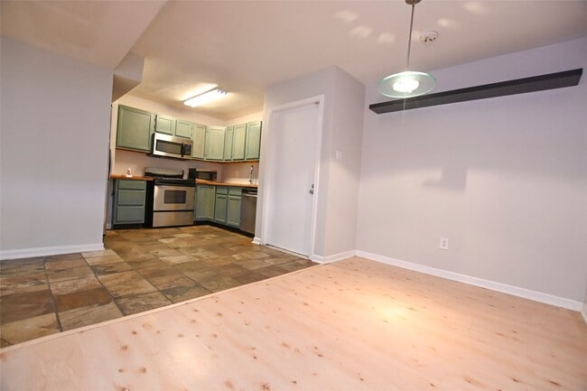 Photo - 8423 Hearth Dr Unit 2