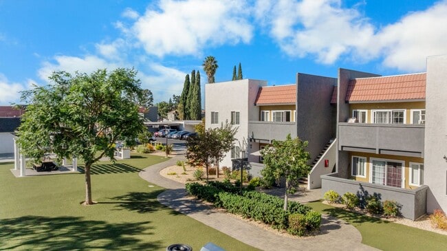 Solara Apartment Homes