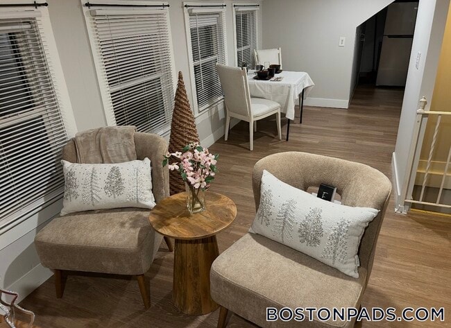 Photo - 40 Warren Ave Unit 5