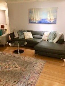 Photo - 1154 S Barrington Ave Unidad 104