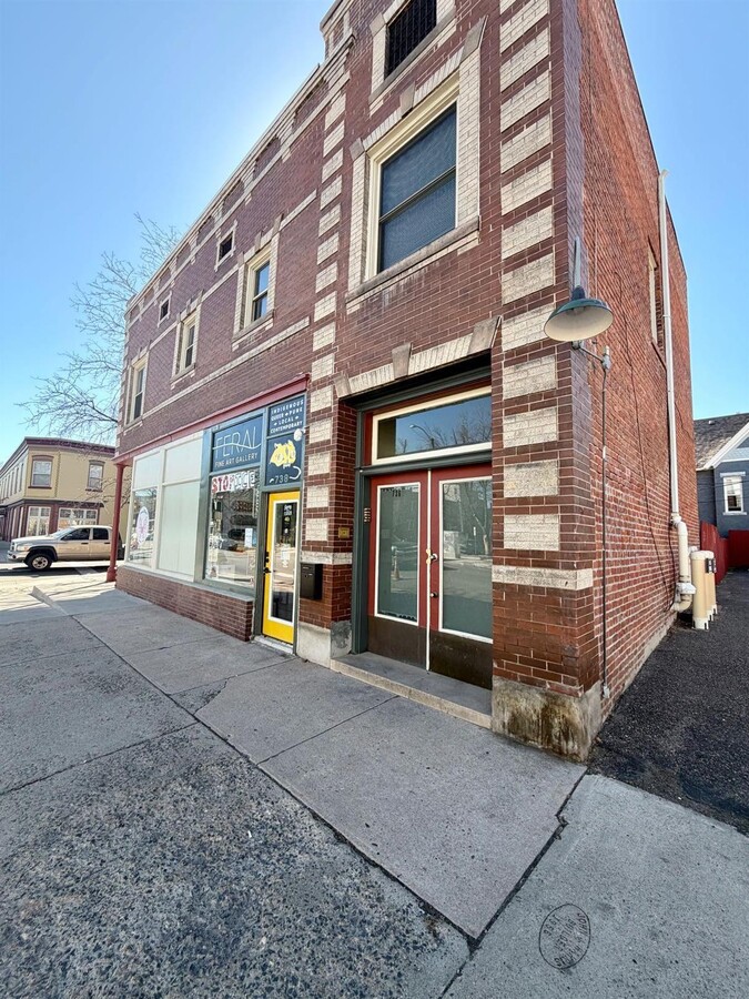 Photo - 736 E 18th Ave