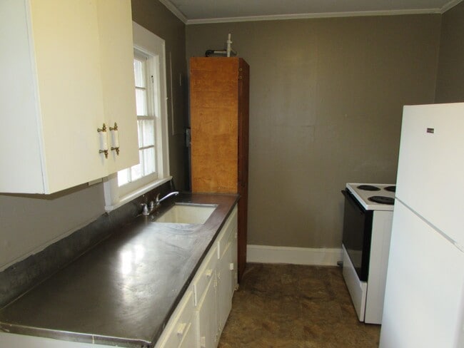 Photo - 417 E Front St Unit Salisbury 214 - A