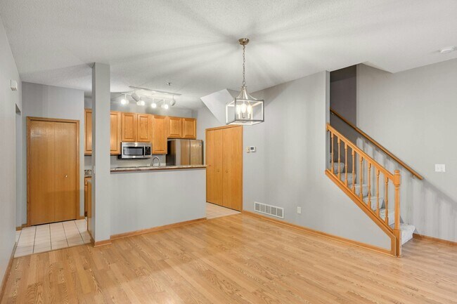 Photo - 8347 Kimball Dr