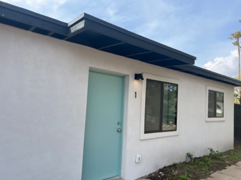 Photo - 1215 E Mission Ln