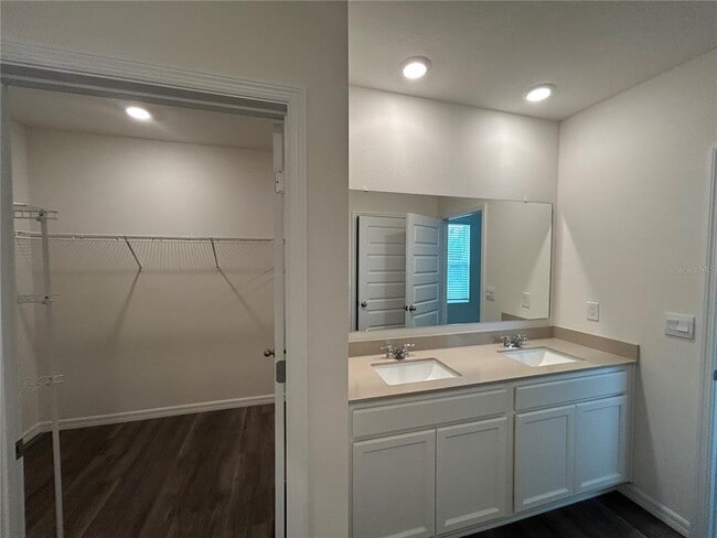 Photo - 3377 Wakefield Dr