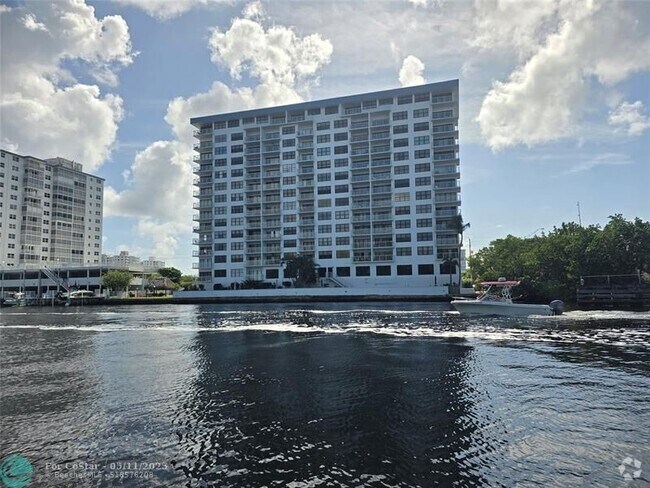 Building Photo - 1401 N Riverside Dr Unit 1104 Rental