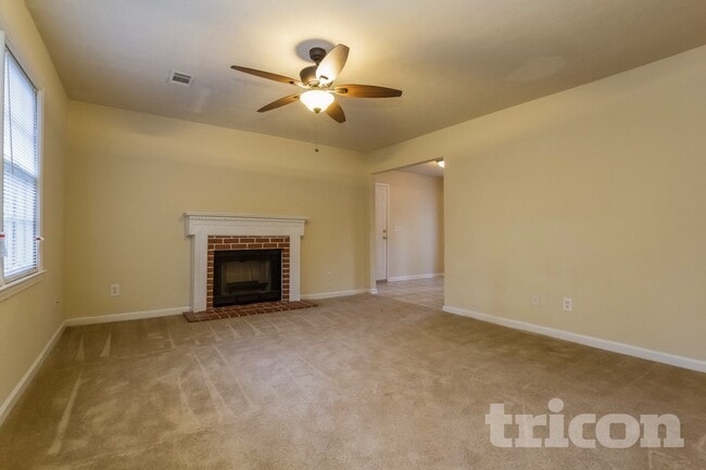 Photo - 1145 Woodington Cir