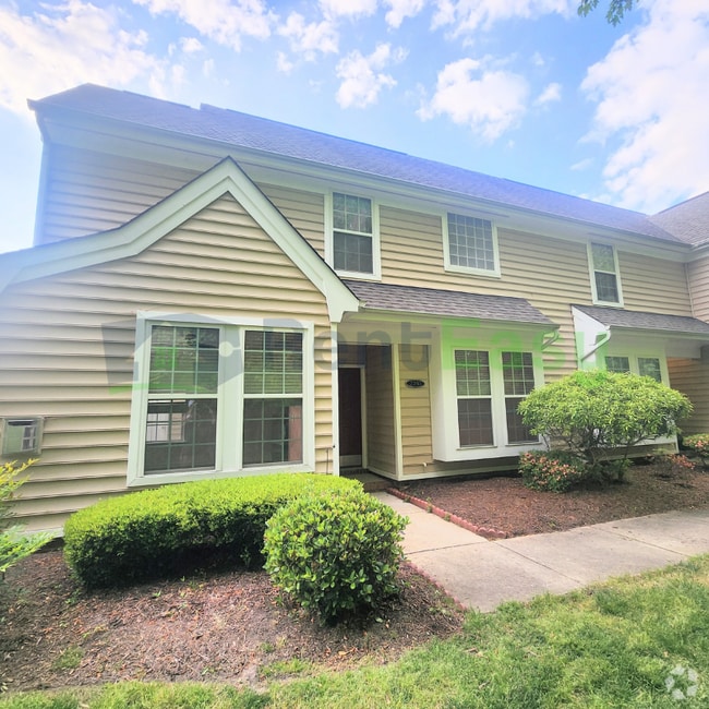Building Photo - 2250 Humphreys Dr Rental