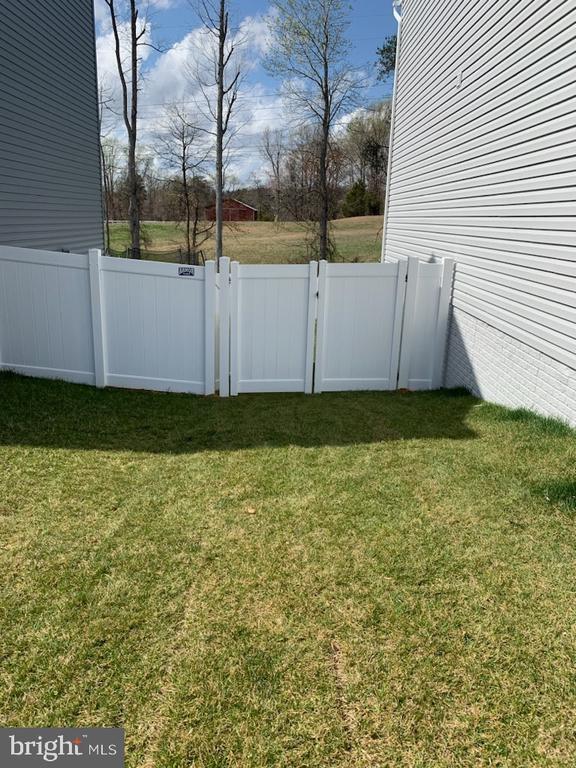 Photo - 444 Old Potomac Church Rd