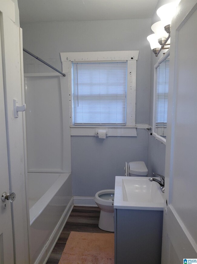 Photo - 2224 29th Pl
