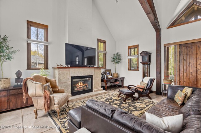 Photo - 160 Equestrian Way