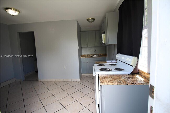 Photo - 16120 NW 45th Ave Unit B