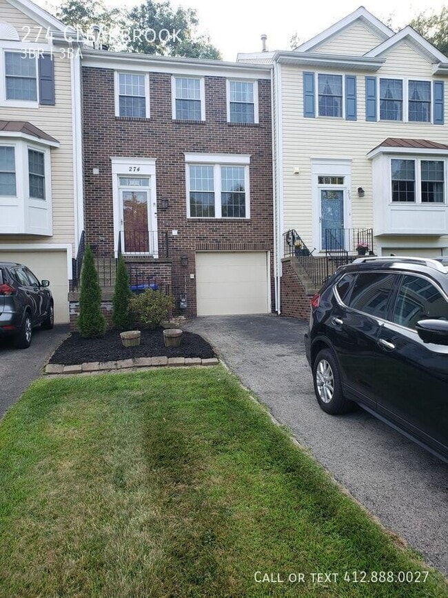 Photo - 274 Clearbrook Ct