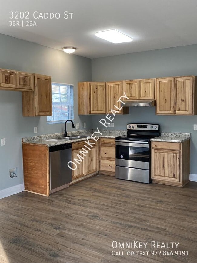Building Photo - 3202 Caddo St Rental