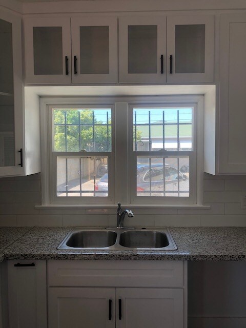 Photo - 203 W Chestnut St