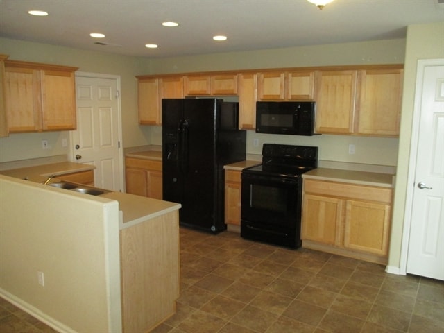 Photo - 802 Sunrise Dr