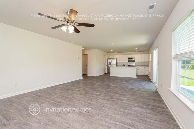 Photo - 510 Jack Pine St