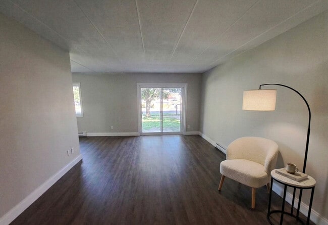 Photo - Cambridge Heights Apartments