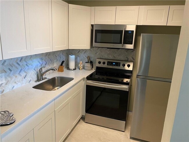 Building Photo - 59 Prescott C Unit 59