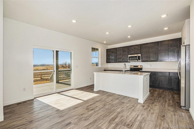 Photo - 650 Rob Roy Ct