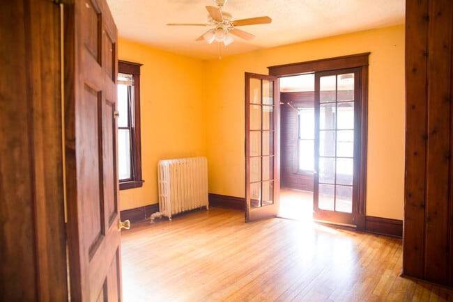 Photo - 1309 E Hennepin Ave