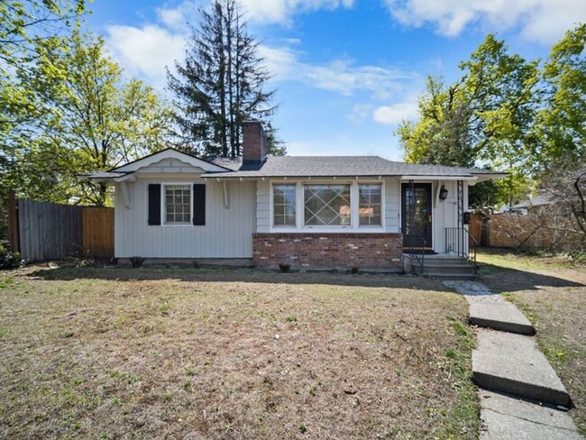 Photo - 203 W Cleveland Ave Casa