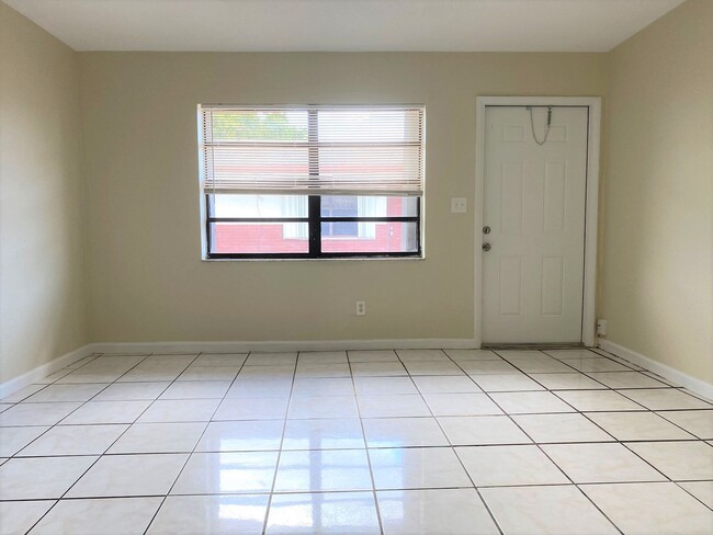 Photo - 4051 SW 23rd St Apartment Unit #2