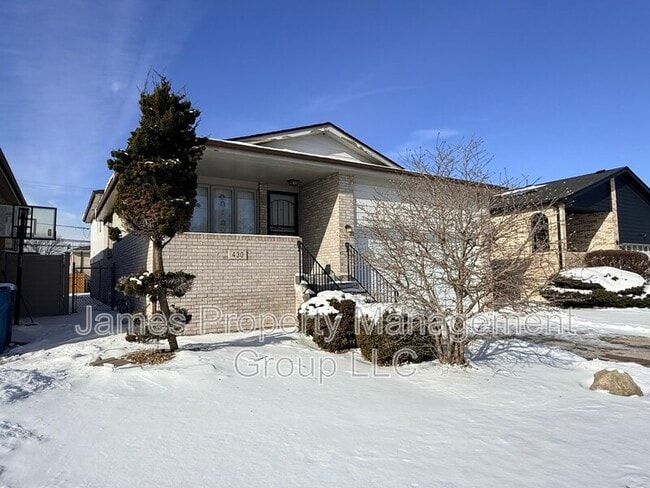 Building Photo - 430 Campbell Ave