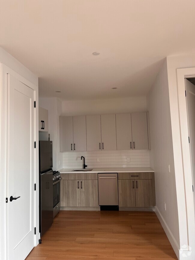 Building Photo - 543 Martin Luther King Jr Dr Unit 408 Rental
