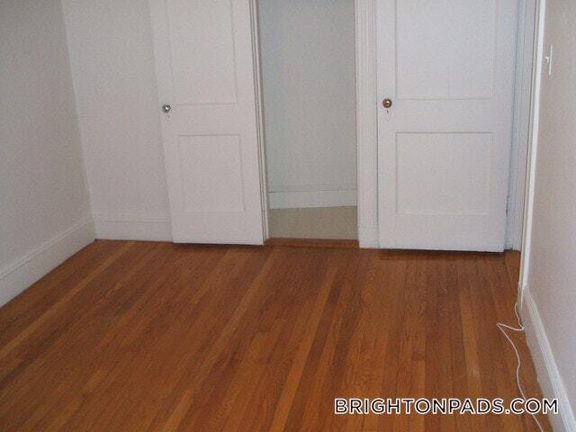 Photo - 119 Sutherland Rd Unit L